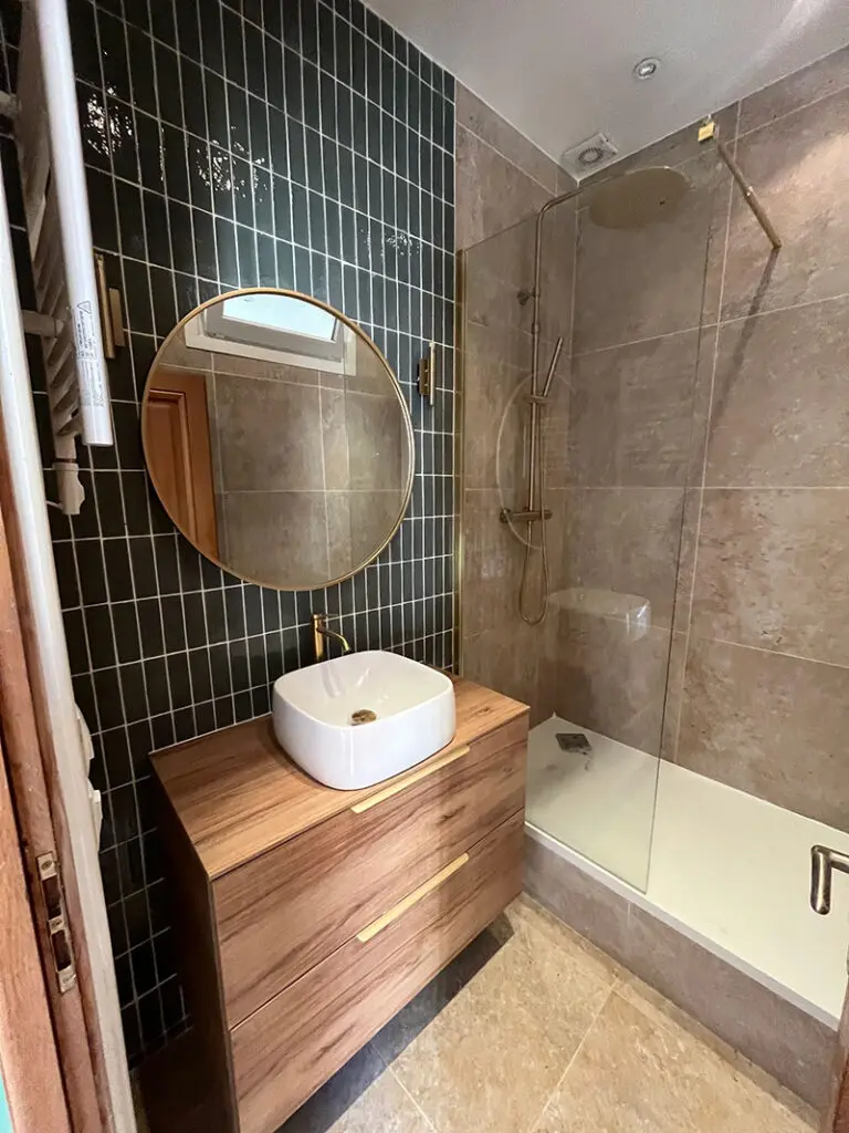 Agence M Com Marseille Plom Air Concept Carnoux en Provence Plombier test reseau eau maison
